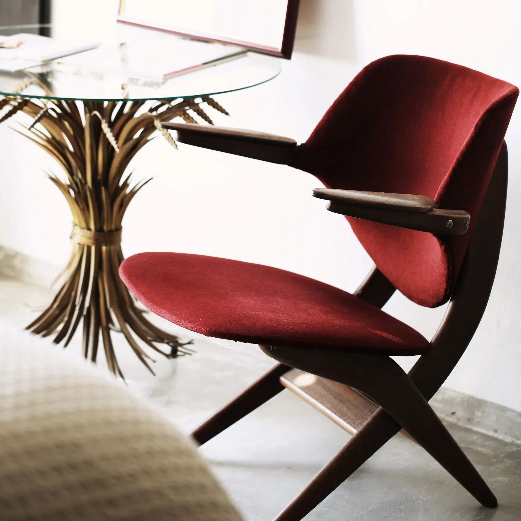 vintage design chair in guest room at Finca Legado